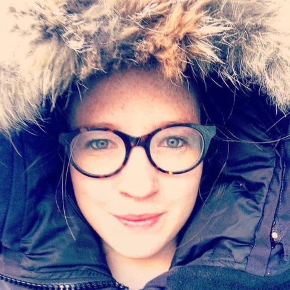 Meet your Posher, Nina